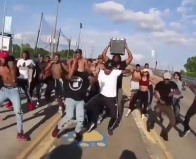 Bro Vega’s theme always got me dancing!