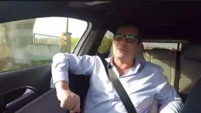 Toy Corden e Futre no Boleia Karaoke