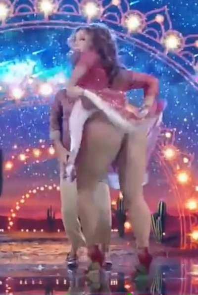 Paolla Oliveira (Slow motion) 🍑