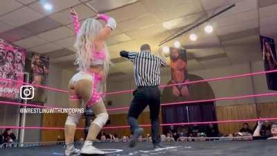 Shelly ‘Bombshell’ Benson 💣