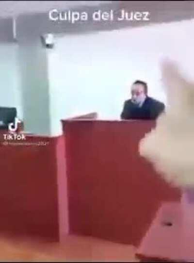 El abogado no comió