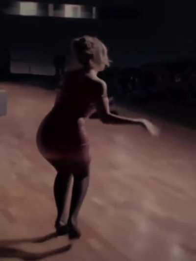 Millie Bobby brown sexy edit