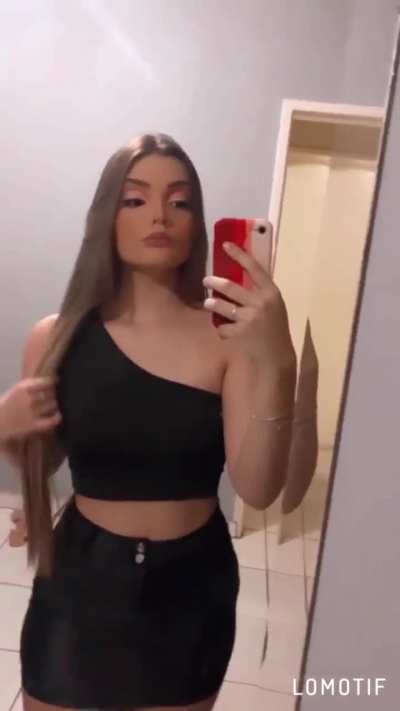 Quem é essa gostosa?