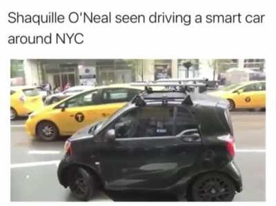 I love shaq, he’s such a troll 😭