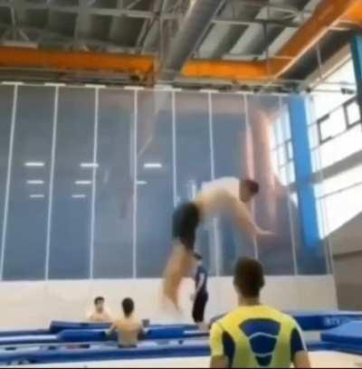 Spotter saves man from gymnastic injury.