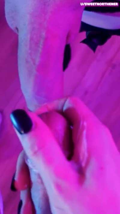 Simple Guide To Greet Fellow Sissies 💧