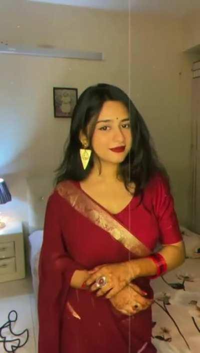 Bangali narir sathe kono kichur tulona hoi na!