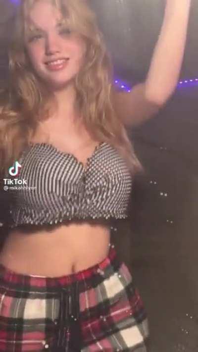 Love watching her move