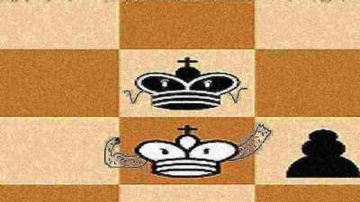 chess king sacrifice, except it's online chess