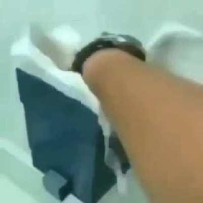 Invisible Gloves of Ultimate Ascension +1000 Damage +1000 Badassery