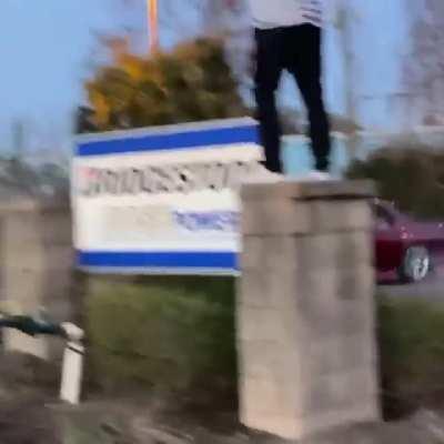 Pulling into the mechanic shop be like: