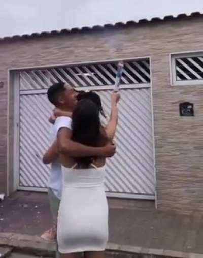 Chaotic gender reveal...