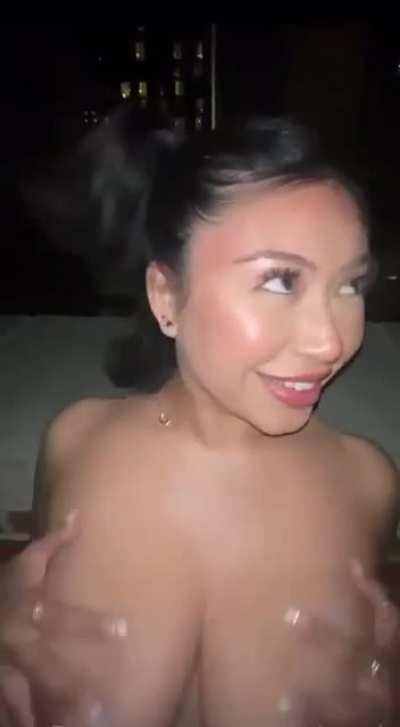 Anyone know her name?!