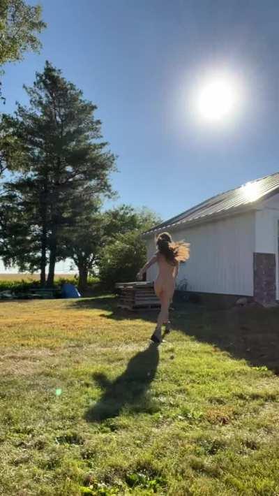 How can you not be this happy naked outside?