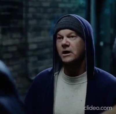 how about we end this war with a rap battle between Slim Scholzi and 50 Rubles Putin?