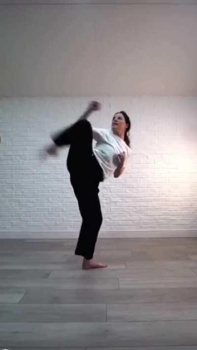 Chloe Bruce is a martial arts expert and a stunt woman. Here she kicking it up a notch.
