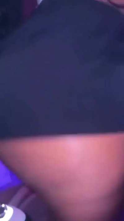 Mini Shake 🍑 I think?