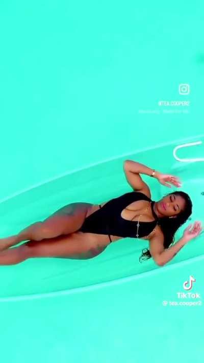 Te'a Cooper 🥵