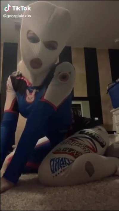 Just found this. There's no way she ain't ran through or am I trippin