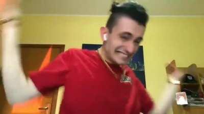 my reaction to this song