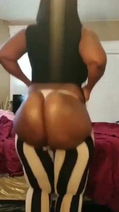 Ass clapping 