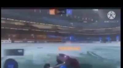 Afk görünce McQueen kaçow