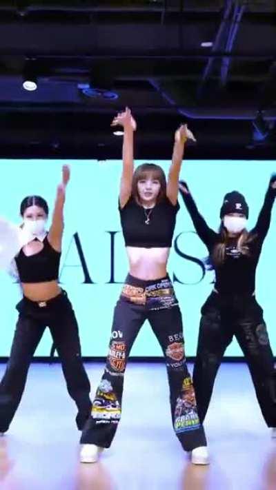 210910 Lisa IG Reel Update