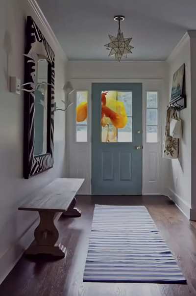 i wonder who be at the door