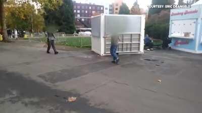 Guy holds a knifeman at gunpoint