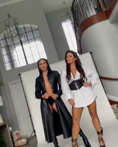 Mandy Rose x Sweet Sonya