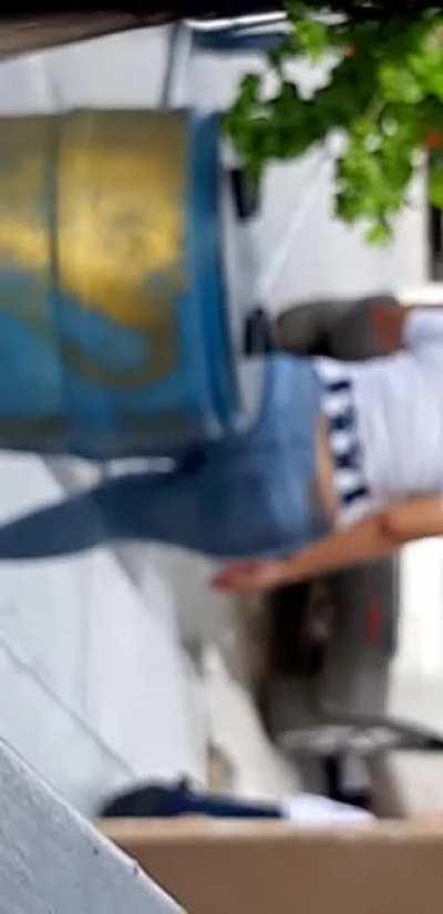 Mi vecina se carga un culotte bien rico 😍