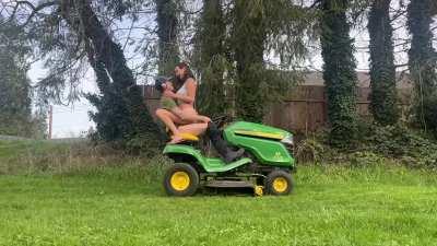 Is this how you use the riding mower? 😏