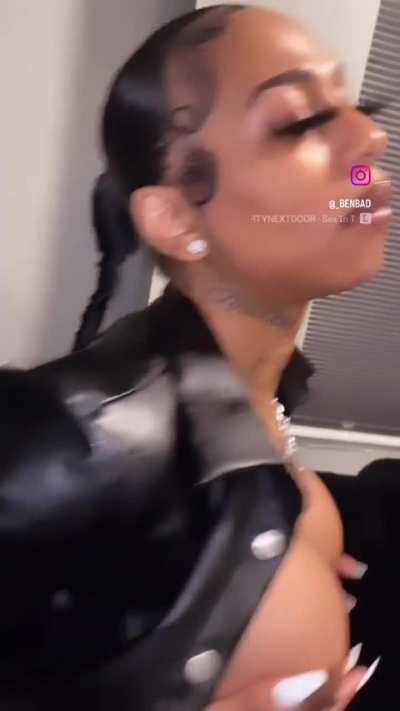 Chicago tgirl Red Montana, she’s the one that DL Chicago drill rapper Lil Jay was fuckin.