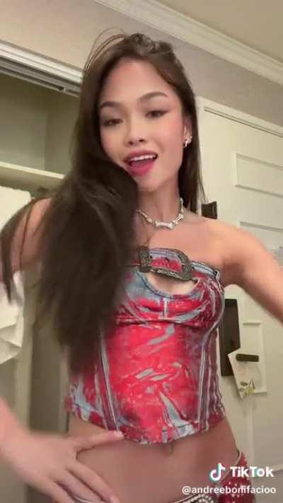 AC Bonifacio at Coachella!