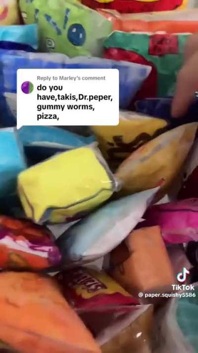 Playtime with some hand crafted toys! [soft spoken][crinkles][2:05]