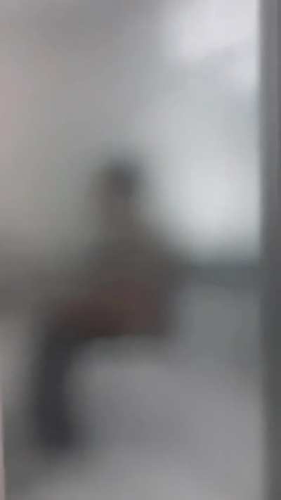 I'm at the doctor's waiting room