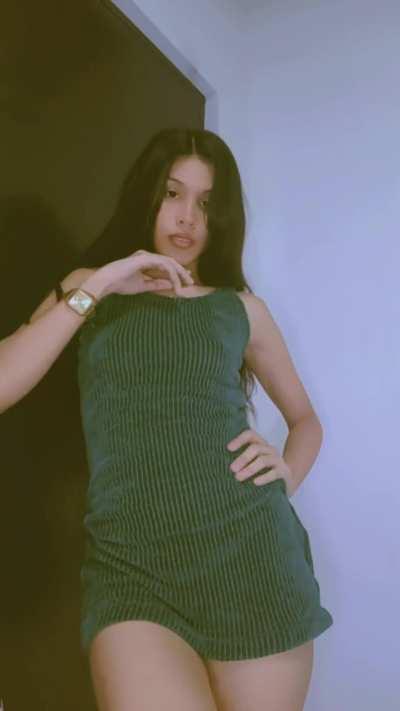 Wanna sit on your face for a few hours… 🍑