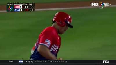 [Highlight] [Highlight] Juan Soto obliterates a baseball to make it 5-0.