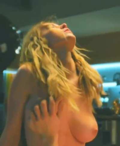 Sydney Sweeney is perfect