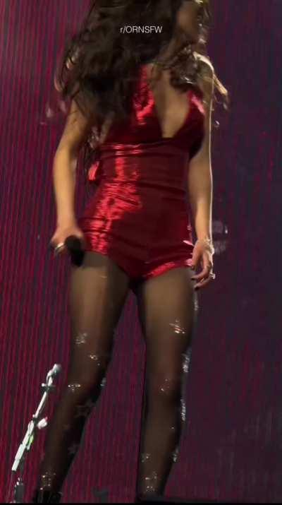 Olivia Rodrigo's incredible bouncing tits