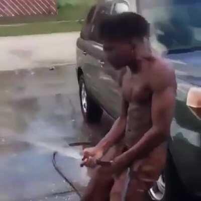 98.9 percent of deo niggas when bruce finally does the cosplay stream