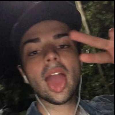 edit hecho por mi amigo mateo👍