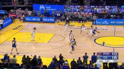 [Highlight] Curry gets the steal and Wiggins gets a clutch basket with the spin move!