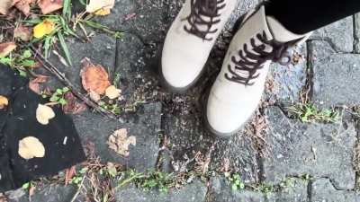 snail crush under nice boots