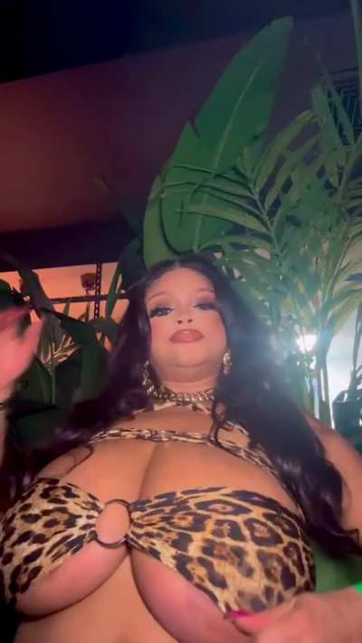 Lavish Styles Livestream on Instagram (Nipslip Clip)