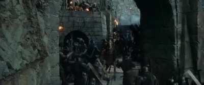 Buraya atmasam olmaz üffff şarkıyla birlikte o iniş