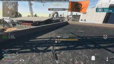 What a genius came up with the idea that you can't change a weapon when it's being recharged. A bonus to this gentleman.