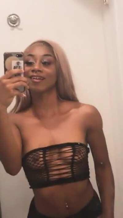 It’s the nipples saying hi for me😆👋🏾