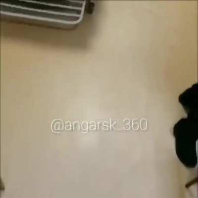 ОДЕВАЙ МАСКУ!!! ВЕЗДЕ!!!! ХОДИ ПЕШКОМ СВОИ 4 ОСТАНОВКИ!!! ПРОВЕТРИВАЙ!!!