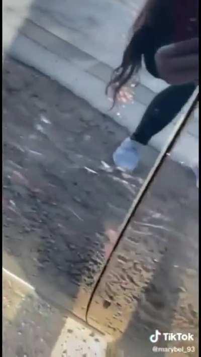 Understandeble reaction